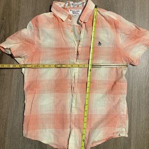 Ultra lightweight Penguin by Munsingwear button up short sleeve size M